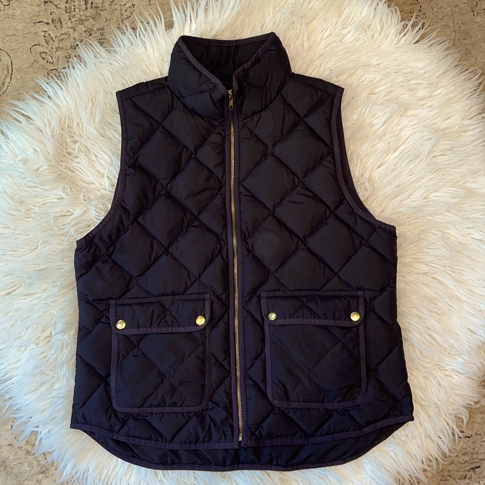 NWOT J.Crew Excursion Vest - BLACK - Style# B0109 - ASO MEGHAN MARKLE - LARGE